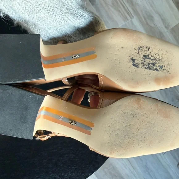 Sam Edelman Tan and Black Slingback Heels - Picture 6 of 9